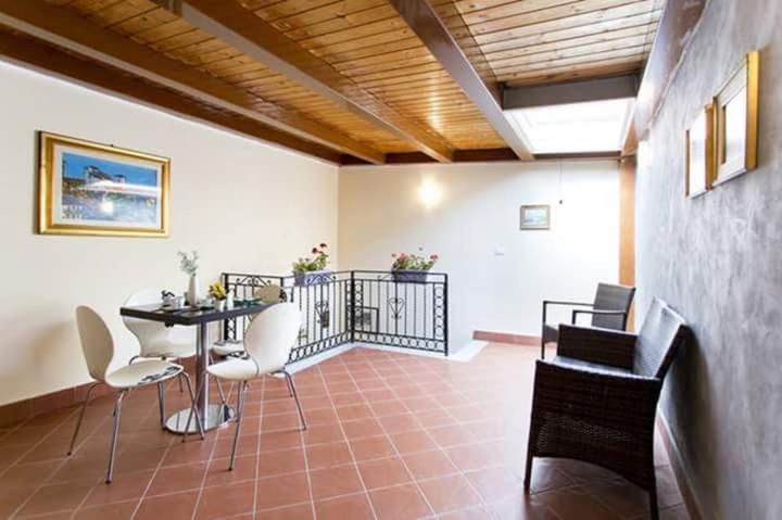 Paleemo Centro Zoe Blu Bed & Breakfast Palermo Eksteriør bilde